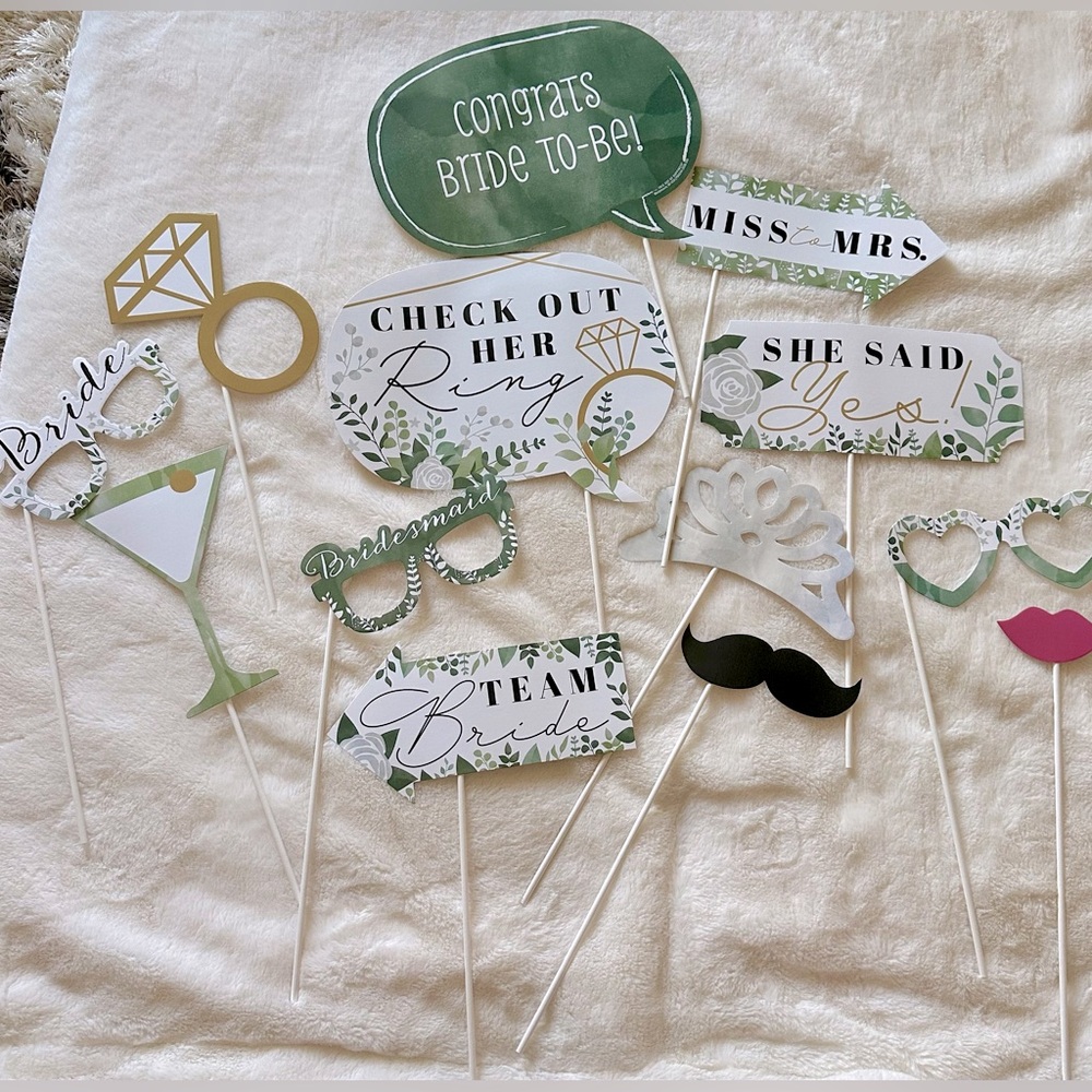 Bridal Photo Props🌿💍